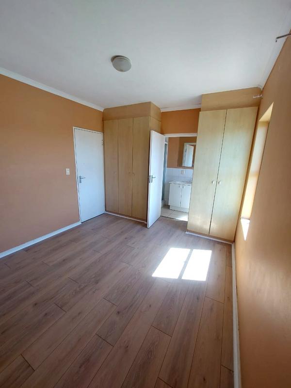 To Let 2 Bedroom Property for Rent in Royal Ascot Western Cape